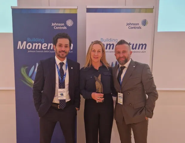 CSL wins gold supplier award at Johnson Controls image